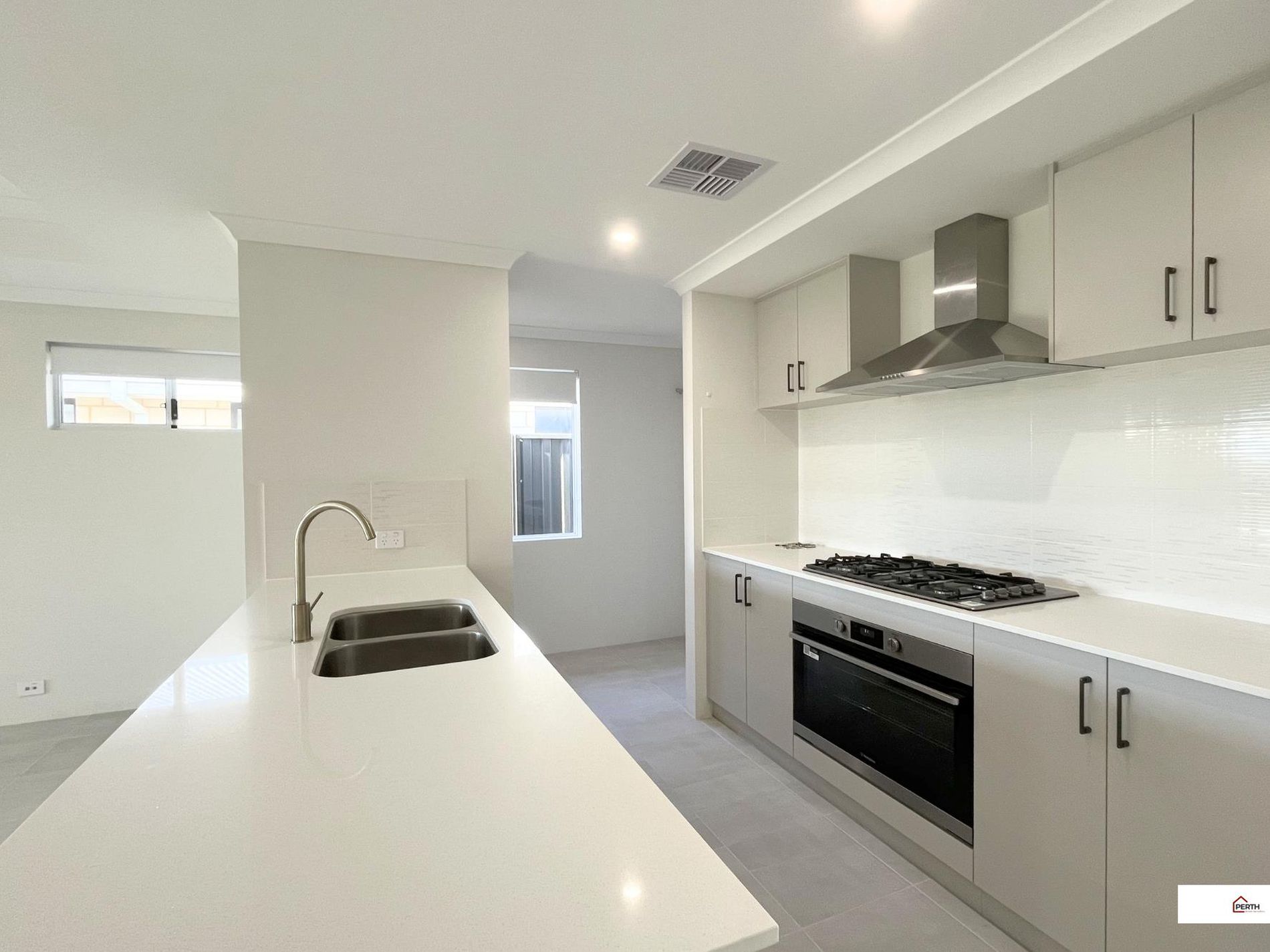 11 Rosser Ave, Baldivis
