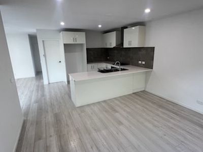 2 / 17 Greensborough Road, Rosanna
