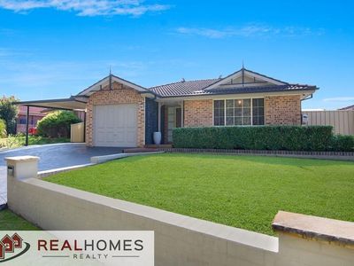 13 Woodi Close , Glenmore Park