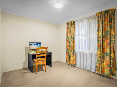 5 Coringle Place, Woodcroft