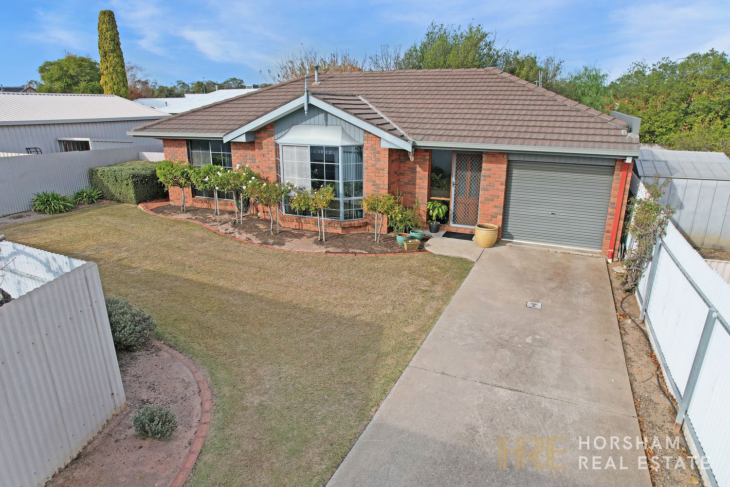2 / 5 Penny Avenue, Horsham