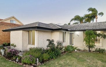 52 The Avenue, Alexander Heights