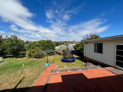 12 Ronald Crescent, Somerset