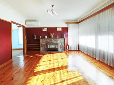 30 Hill Street, Belmont
