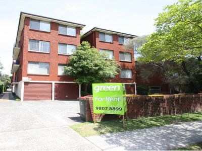 15 / 10 Bank Street, Meadowbank