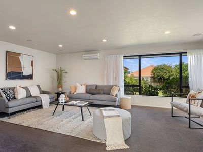 5 Bremner Crescent, Stoke