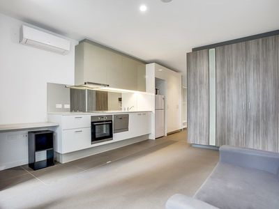 1207 / 220 Spencer Street, Melbourne