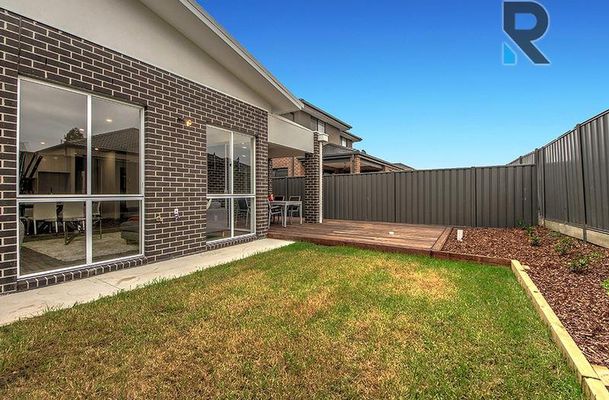 44 Marathon Boulevard, Craigieburn