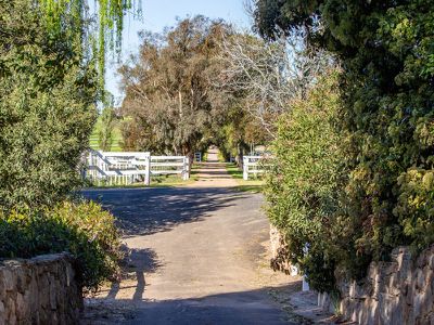 552 Upton Rd, Avenel