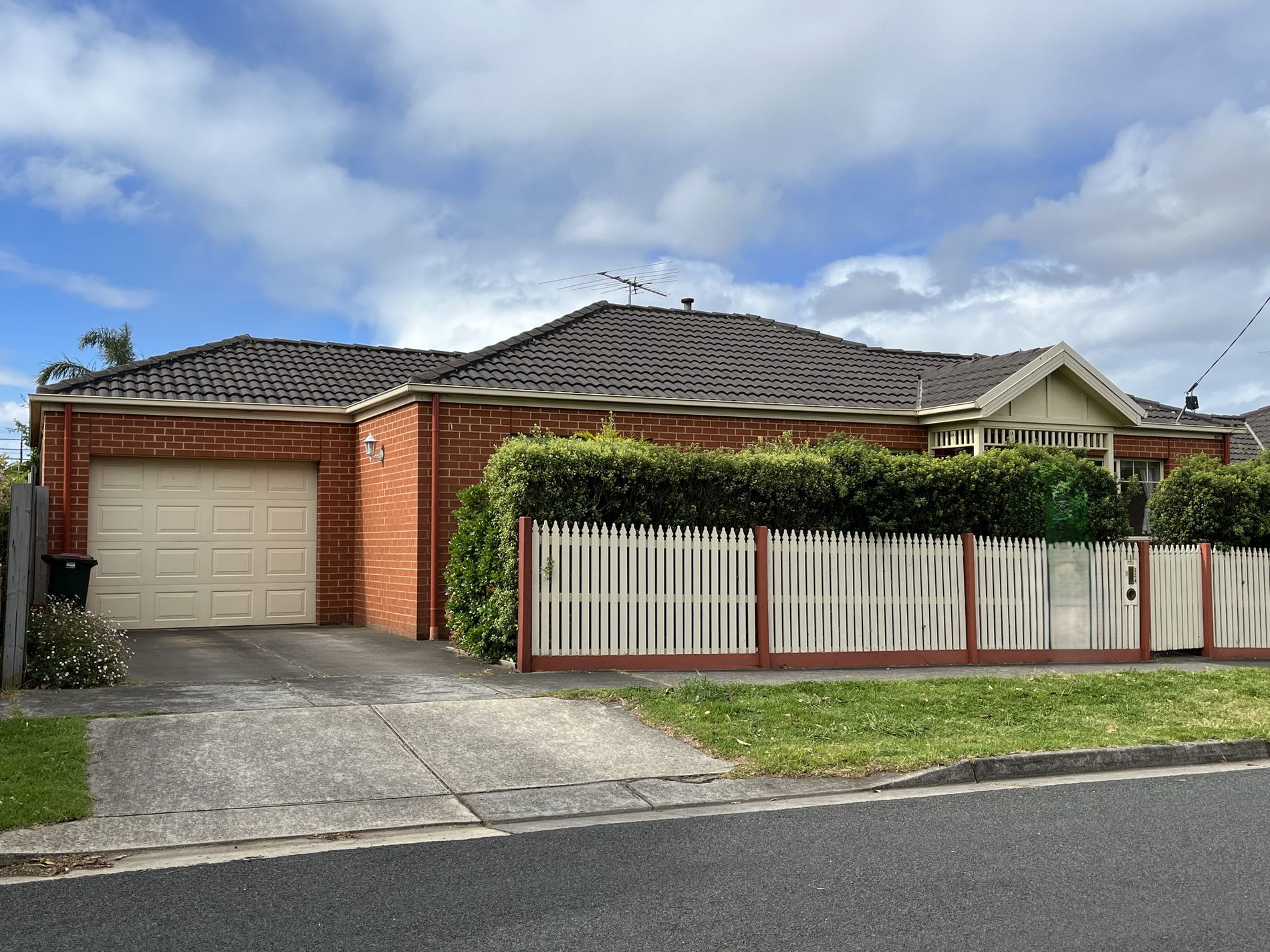 1 / 224 High Street, Belmont