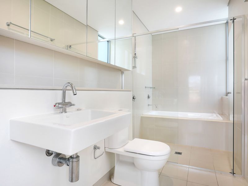 18 / 7-13 Edward Street, Wollongong