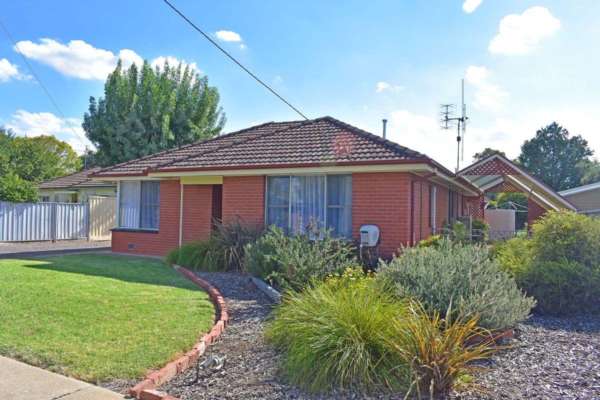 30 Saunders Street, Kyabram