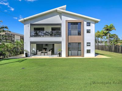 56 Esplanade, Woodgate