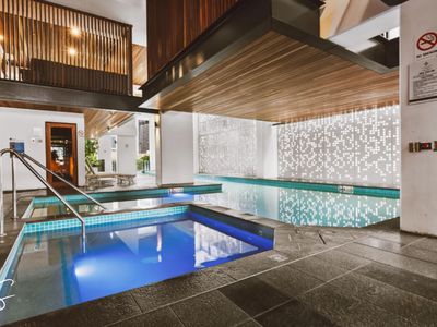 2011 / 19 Hope Street, South Brisbane