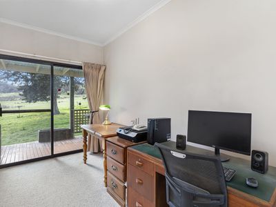 2115 HIGHLANDS ROAD, Whiteheads Creek