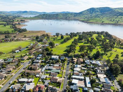 2 / 2-4 KUREWA STREET, Tallangatta