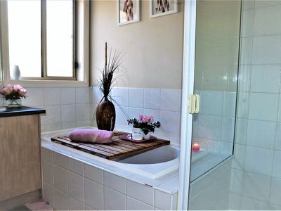 12 Lightwood Ave, Seymour