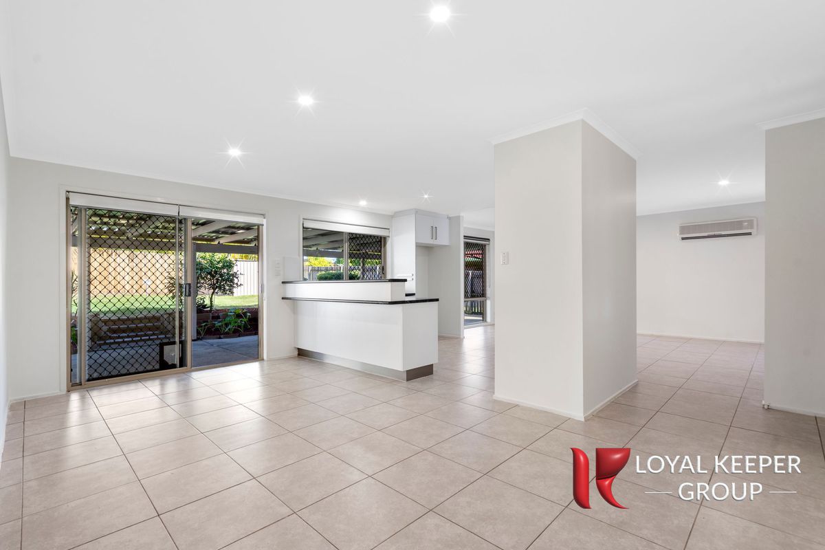 52 Federation Drive, Hillcrest