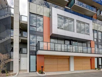 42 La Scala Avenue, Maribyrnong