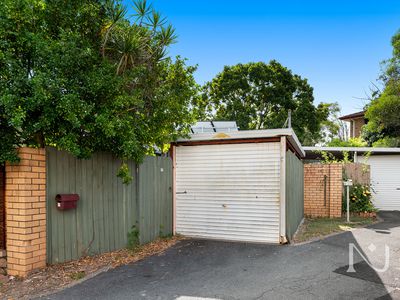 17 / 57 North Road, Woodridge
