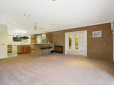 788 St James Cres, North Albury