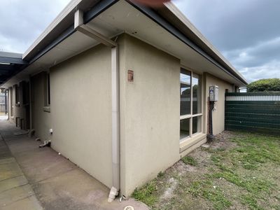 1 / 24 Cornthwaite Crescent, Leopold