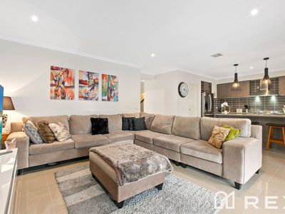 44 Karawarra Circuit, Cranbourne North
