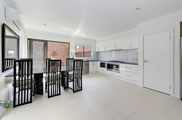 16 Rosette Parade, Mickleham