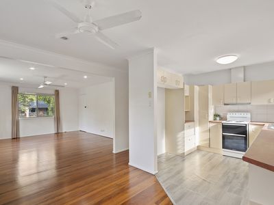 16 William Street, Rochedale South