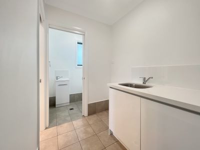 90 Fountain Circuit, Dubbo