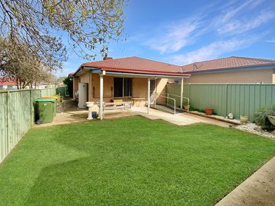 17A Johnson St, Forbes
