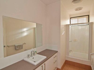 24 Tamarind Meander, Kununurra