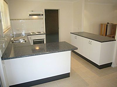 11 Milperra Road, Rochedale South