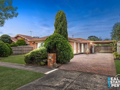 6 Parkes Way, Hampton Park