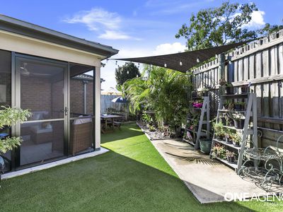 175 / 230 Pulgul Street, Urangan