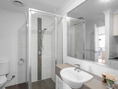 4 / 296 Newcastle Street, Perth