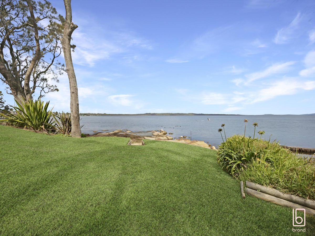 83 Main Road, Toukley