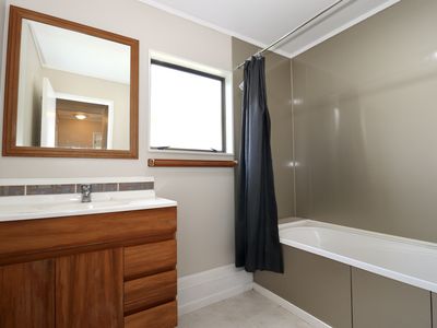 1 / 5 Rosca lane, Sunnyhills