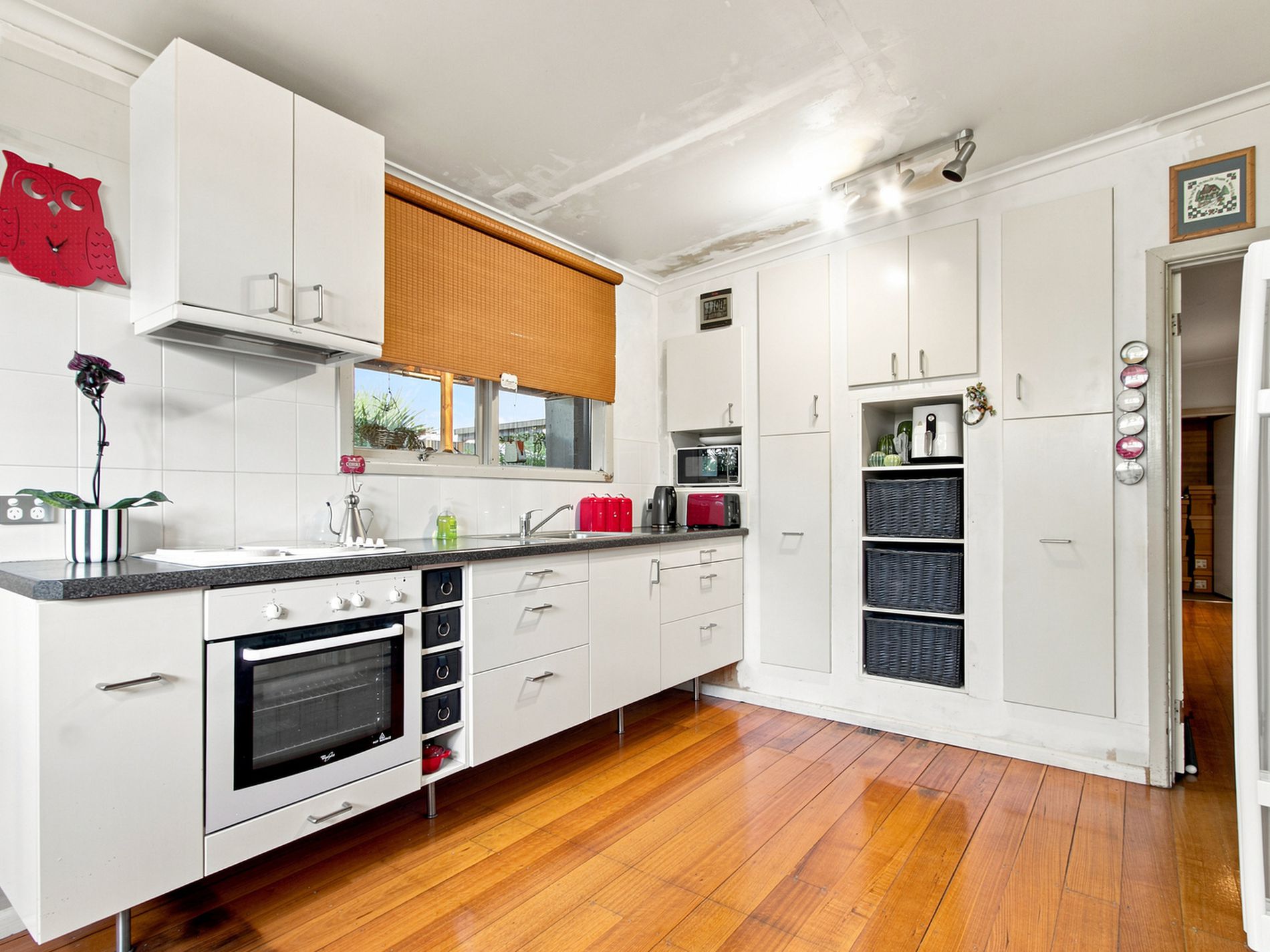 13 Weir Street, Sale