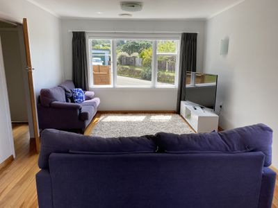 9 Woodstock Terrace, Tawa