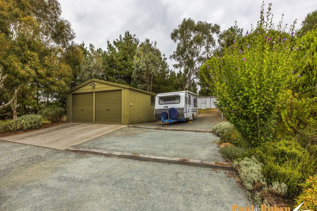 427 Weeroona Drive, Wamboin