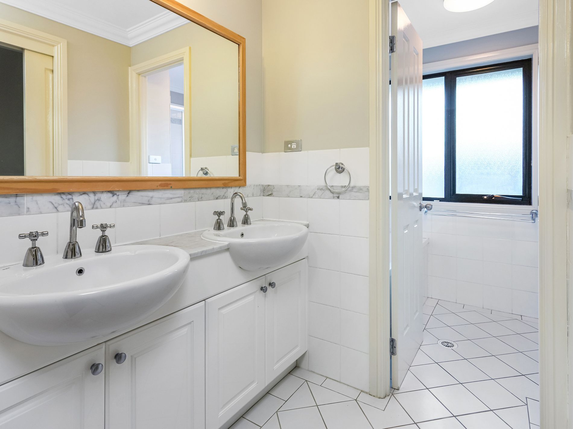 5 Etruscan Court, Glenwood