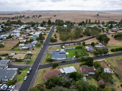 6 McRostie Street, Millicent