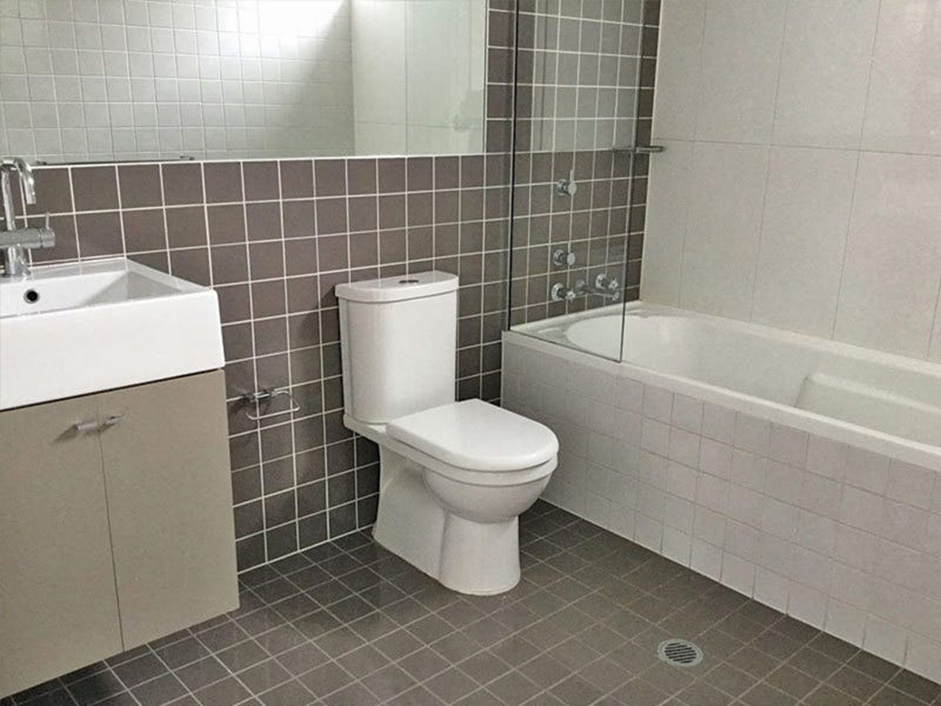 B13 / 158 Maroubra Road, Maroubra