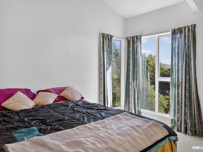 129 Gloaming Hill, Titahi Bay