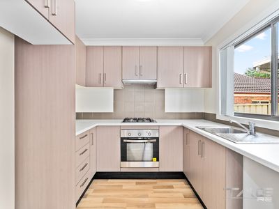 33C Algie Crescent, Kingswood