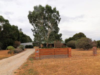19 Cemetery Lane, Nagambie