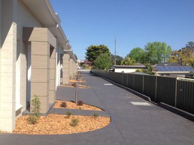 9 / 87 Jamison Road, Kingswood