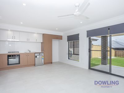 10A LIBERTY ROAD, Medowie