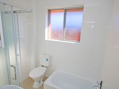 2 / 70 Wangee Road, Lakemba